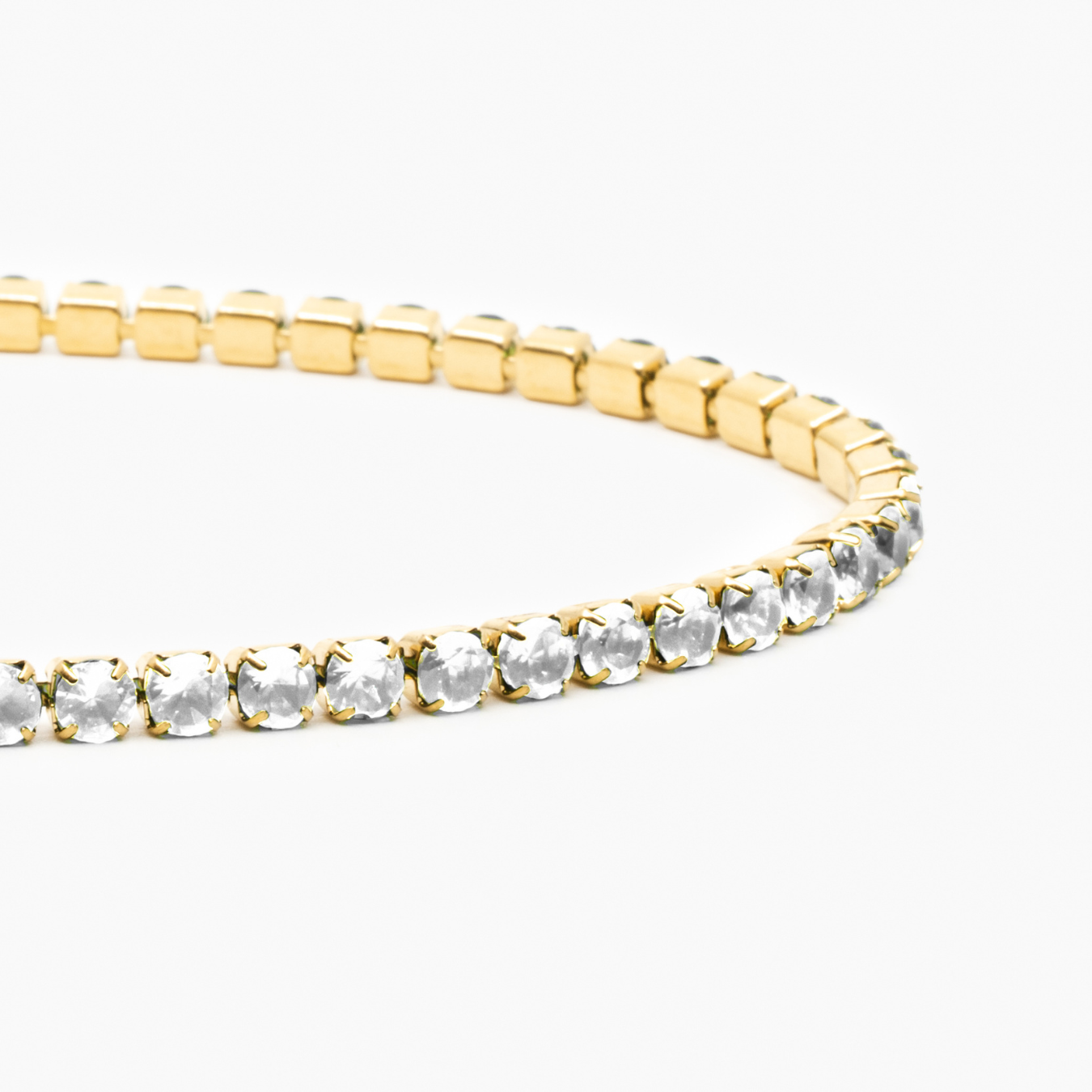 Tennis White Bracelet (Gold)