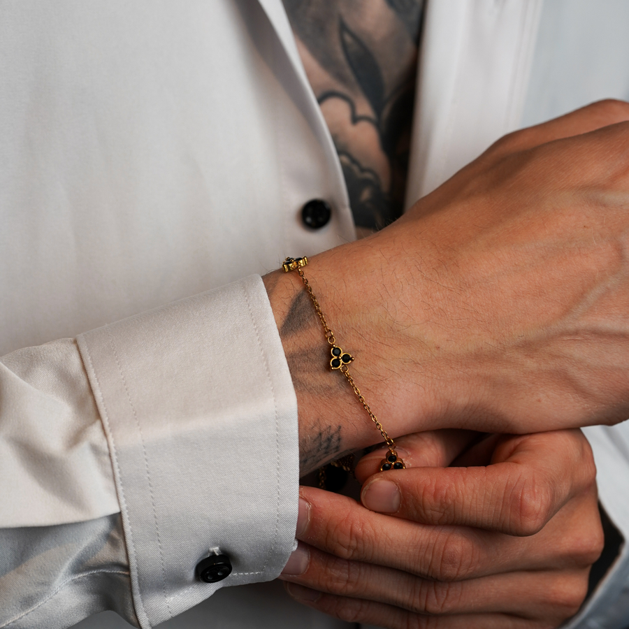 Black Clover Bracelet (Gold)