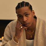 Watch White Ring (Gold)