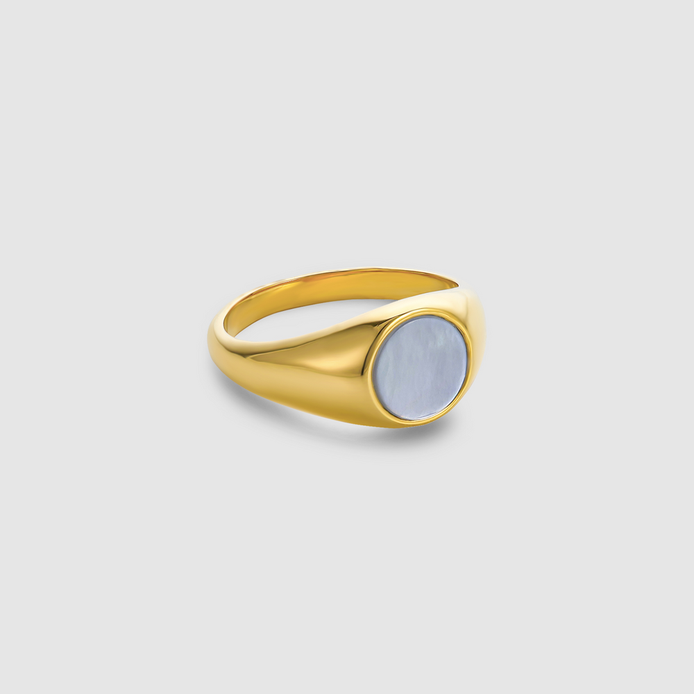 Oval White Ring (Gold)