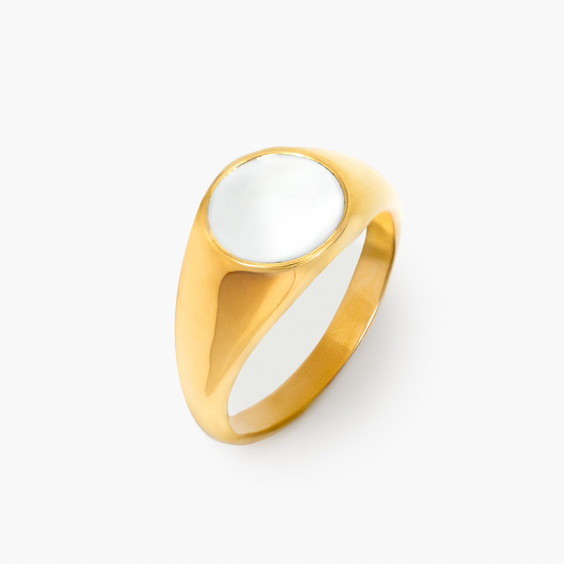 Oval White Ring (Gold)