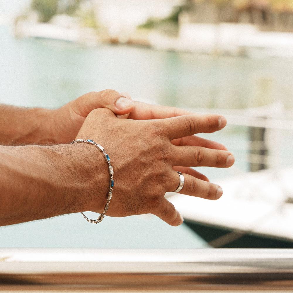 azure bracelet + essenti