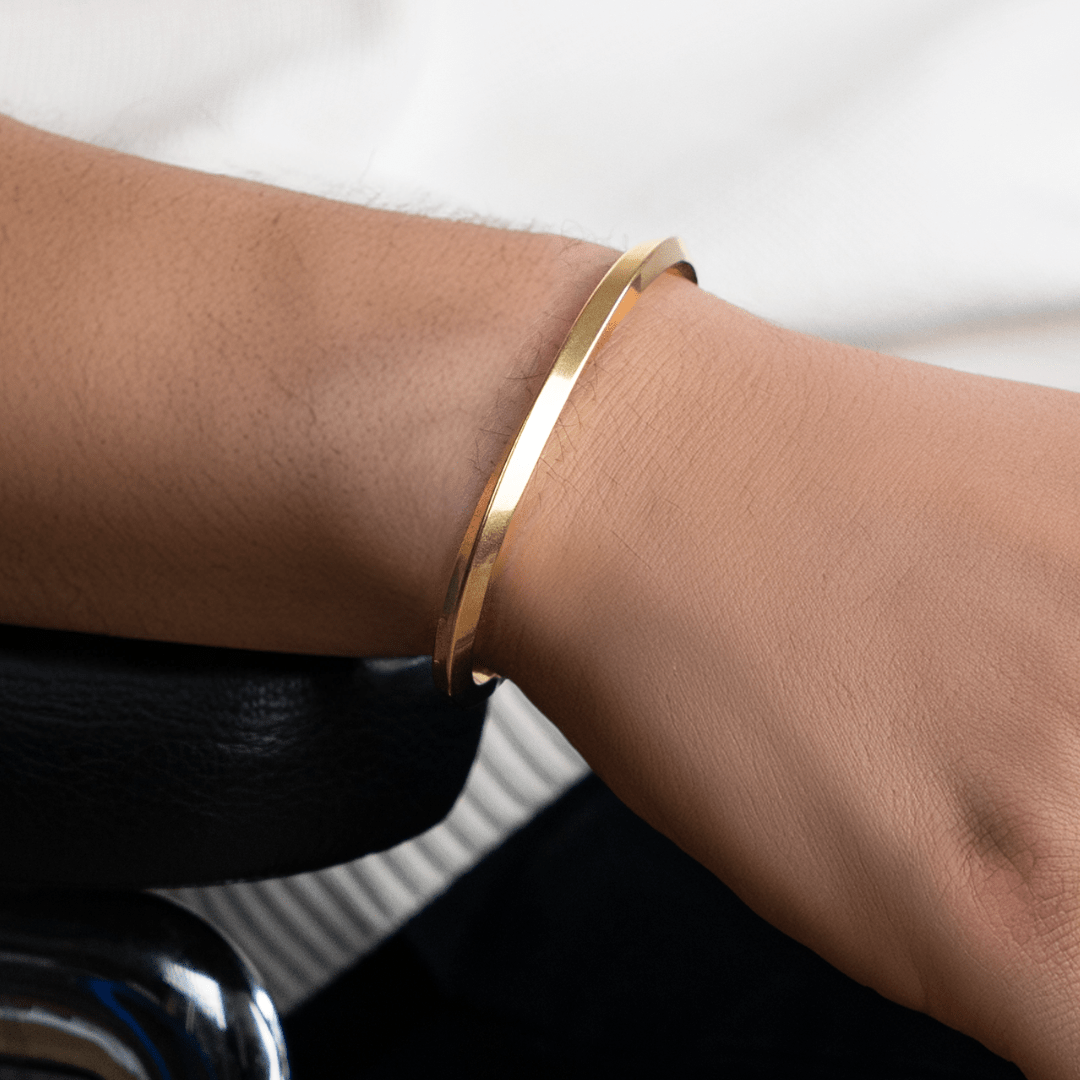 Bangle (Gold) - Essence Amsterdam