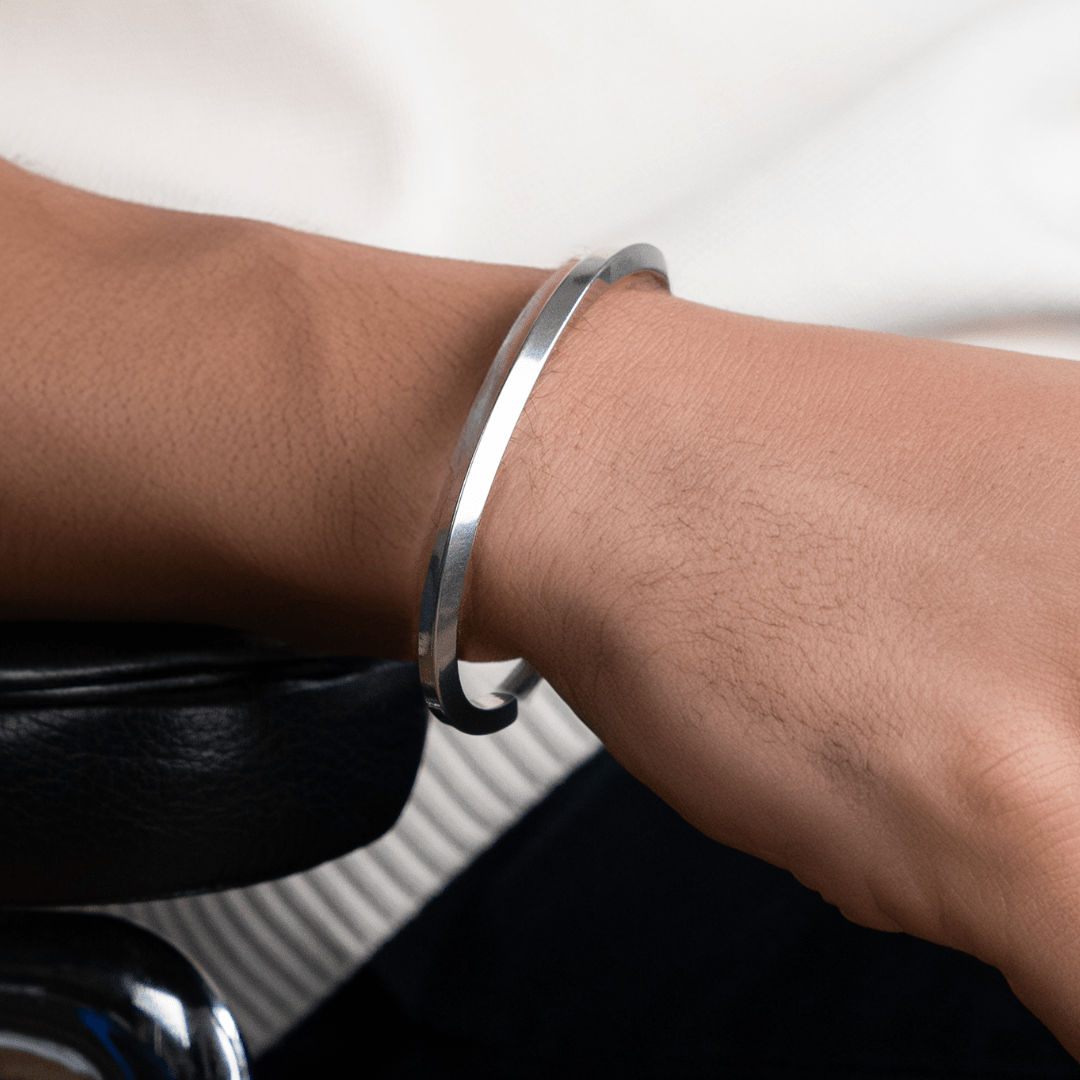 Bangle (Silver) - Essence Amsterdam