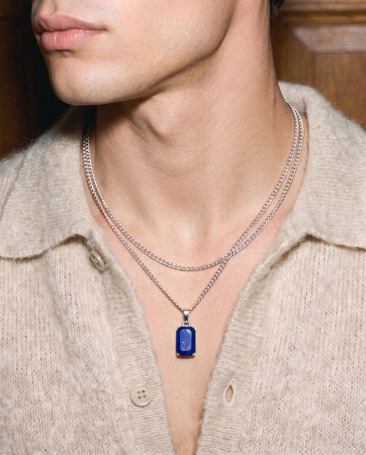 Ultramarine (Silver), worn
