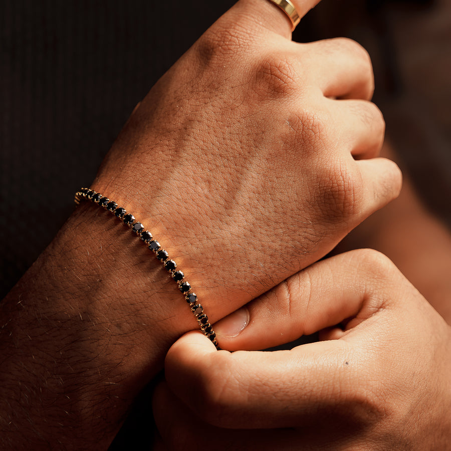 tennis black bracelet + 